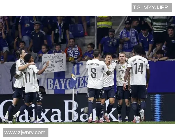 巴塞罗那与皇马激战成和比分揭晓引发球迷热议