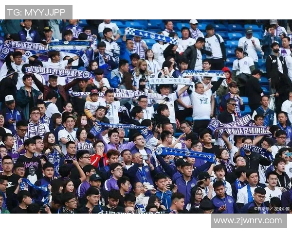 阿德莱德与墨尔本的精彩对决揭示了澳超联赛的激烈竞争与魅力